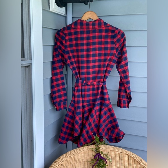 Plaid tunic/mini dress with button-front closure and matching fabric belt - Picture 2 of 6